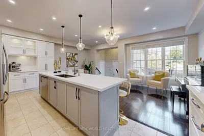Att/Row/Townhouse in Markham