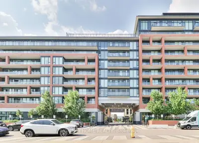 Condo Apartment in Vaughan