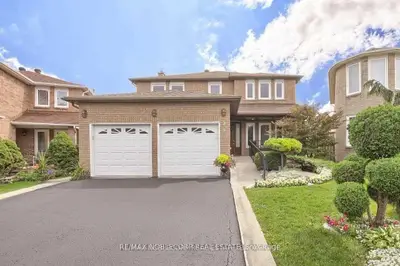 Detached in Vaughan