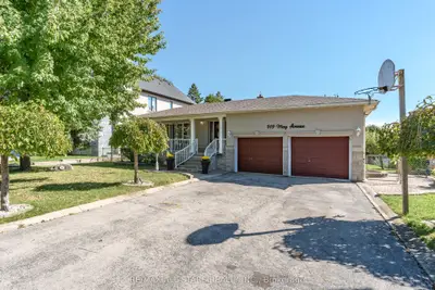 Detached in Richmond Hill
