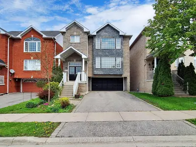 Detached in Newmarket