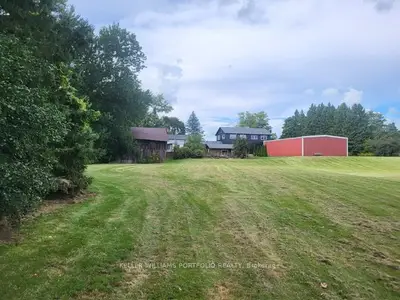 Detached in New Tecumseth