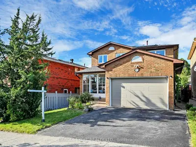 Detached in Richmond Hill