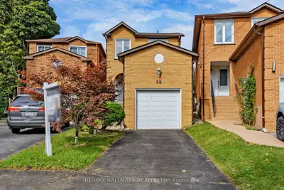 Detached in Vaughan