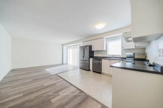 10 John Moore Road, East Gwillimbury, ON L9N 0P4