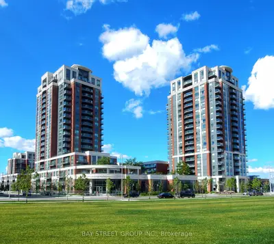 Condo Apartment in Markham