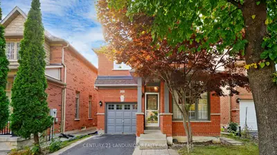 Detached in Markham