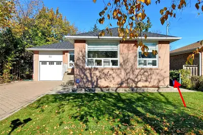 Detached in Richmond Hill