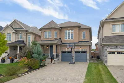 Detached in Vaughan