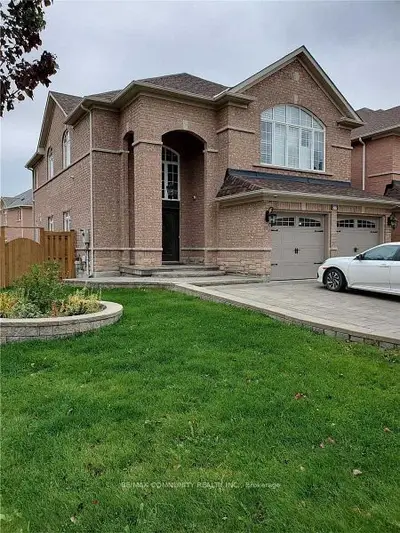 Detached in Richmond Hill