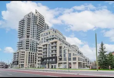 Condo Apartment in Richmond Hill