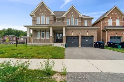 Detached in Innisfil