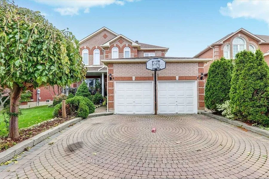 Detached in Markham