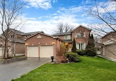 Detached in Newmarket