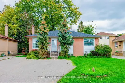 Detached in Richmond Hill
