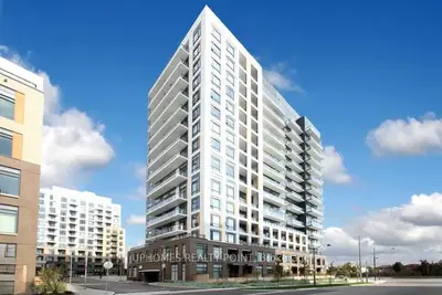 Common Element Condo in Vaughan