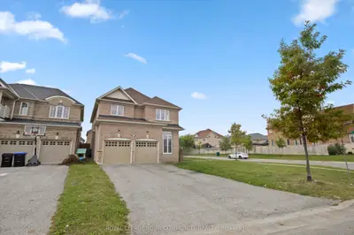 Detached in New Tecumseth