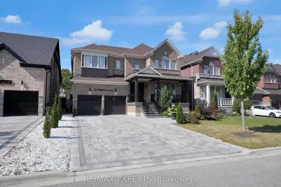 Detached in New Tecumseth