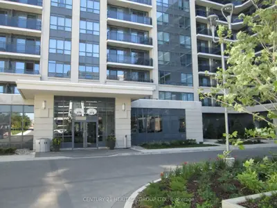 Condo Apartment in Richmond Hill