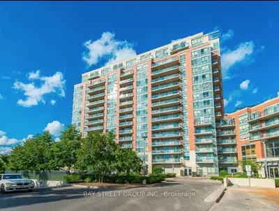 Condo Apartment in Markham