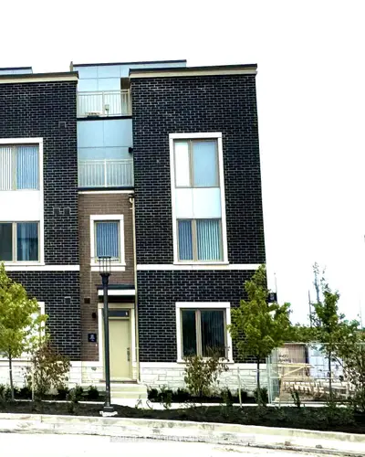 Condo Townhouse in Vaughan