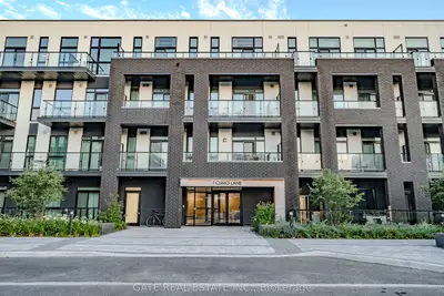 Condo Apartment in Markham