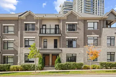 Att/Row/Townhouse in Markham