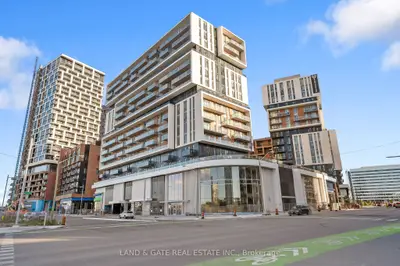 Condo Apartment in Markham