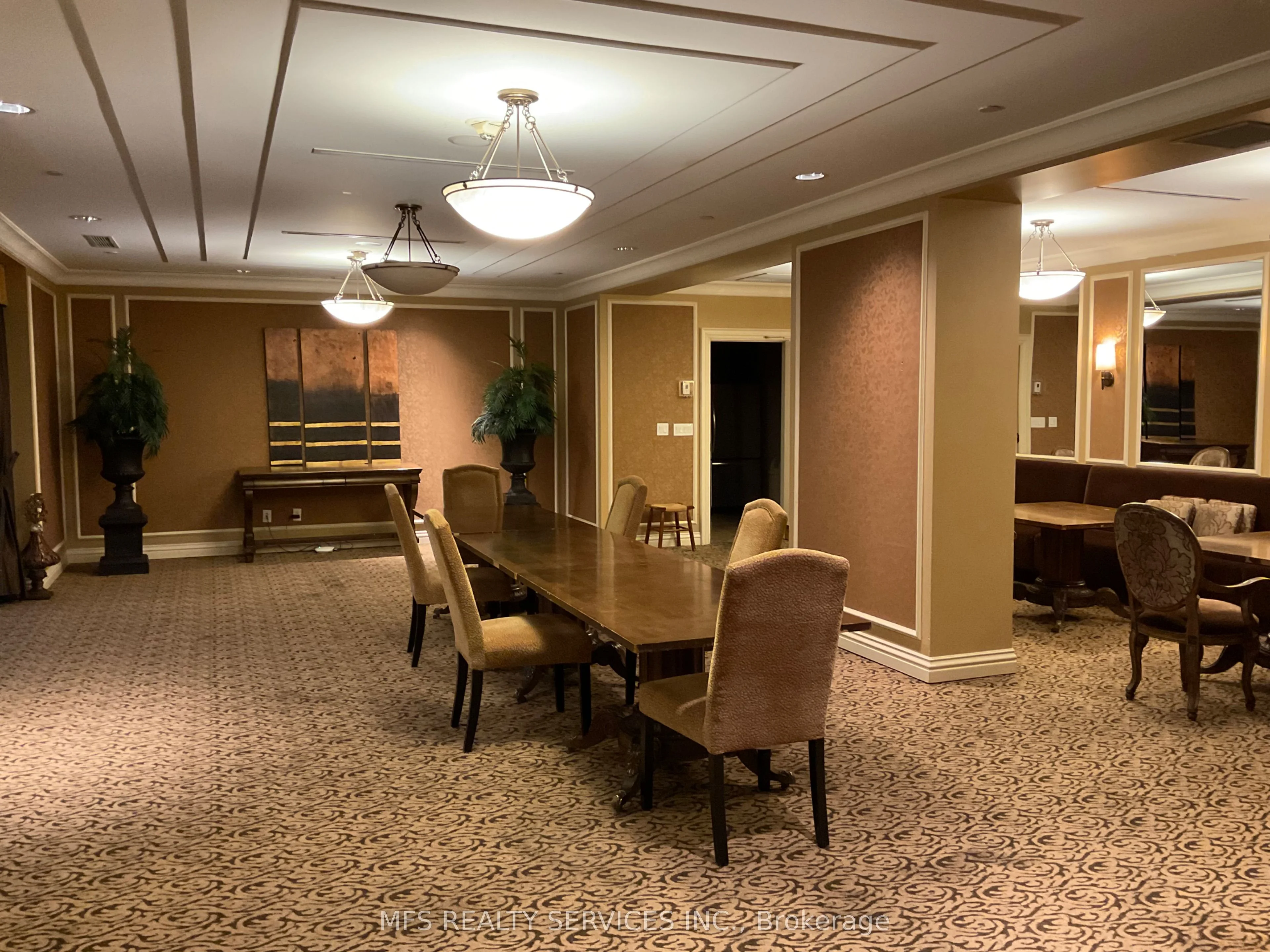 9235 Jane Street 1601, Vaughan, ON L6A 0J7