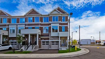 Att/Row/Townhouse in Markham