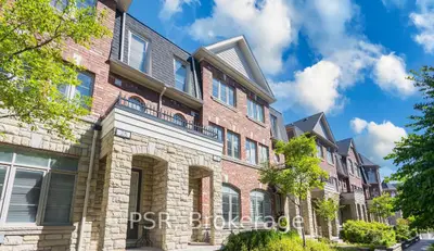 Condo Townhouse in Vaughan