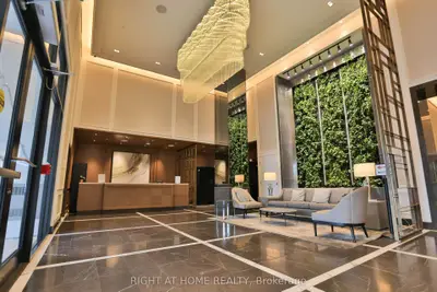 Condo Apartment in Markham