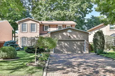Detached in Markham