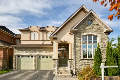 Detached in Markham