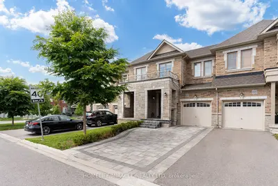 64 Fortis Crescent, Bradford West Gwillimbury, On L3z 0w2