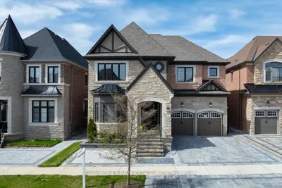 Detached in Vaughan