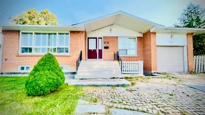 Detached in Richmond Hill