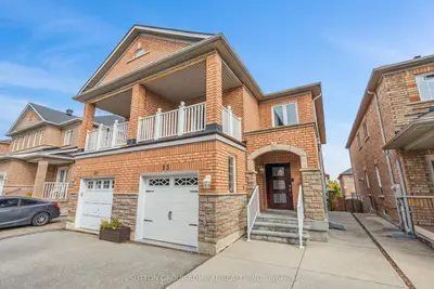 Semi-Detached in Vaughan