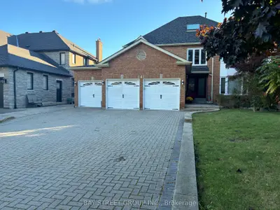 Detached in Vaughan