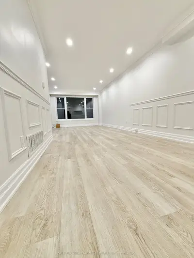 325 Amelia Street, Newmarket, On L3y 4y5