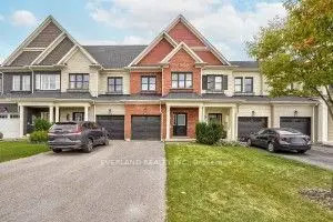 Att/Row/Townhouse in Whitchurch-Stouffville
