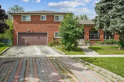 Detached in Vaughan