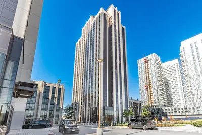 Condo Apartment in Vaughan