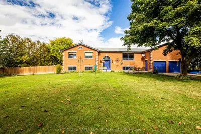 Detached in New Tecumseth