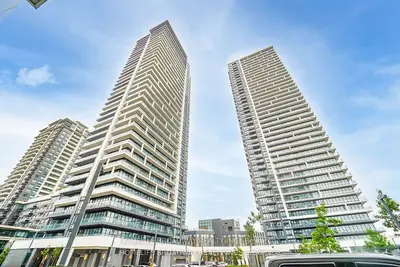 Condo Apartment in Markham