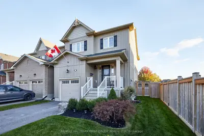 Detached in Brock