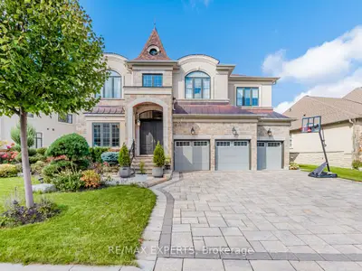 Detached in Vaughan