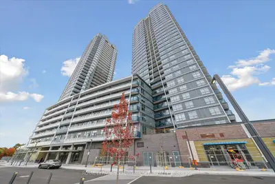 Condo Apartment in Vaughan