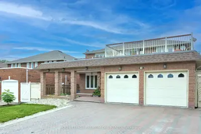 Detached in Vaughan