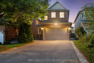 Detached in Vaughan